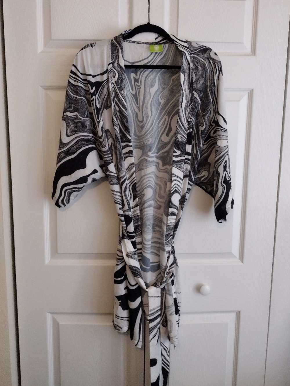 Black and White Trippy Psychedelic Kimono Cardigan